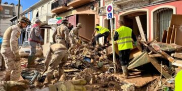 La Armada continúa su despliegue de más de 1000 efectivos en apoyo al pueblo de Valencia