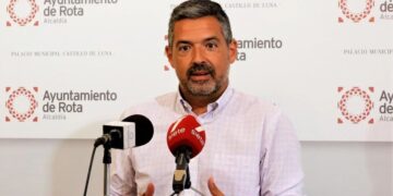 El juzgado investiga al alcalde de Rota por un posible delito de prevaricación