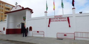 La Diputación de Cádiz invertirá 200000€ en mejorar los estadios municipales de Rota