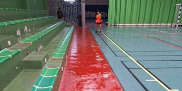 Vecinos denuncian el abandono del pabellón Antonio Barrientos “Chispa” en Rota