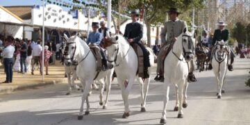 Rota celebra un nuevo Concurso de Paseo de Jinetes y Amazonas en la Feria de Primavera