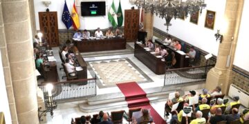 Rota aprueba mejoras en aparcamientos y limita la zona turística a Costa Ballena