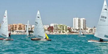 Rota acoge el Campeonato de Andalucía de Patín a Vela