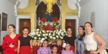 Chipiona celebra las Cruces de Mayo con la tradicional Procesión de los Niños
