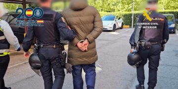 Desmantelada en Madrid una red que estafaba con falsos anuncios de coches desde Rota