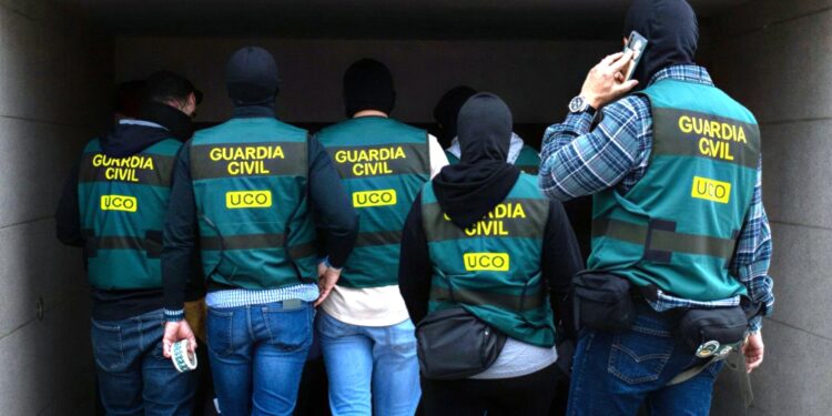 Agentes de la UCO de la Guardia Civil - Europapress