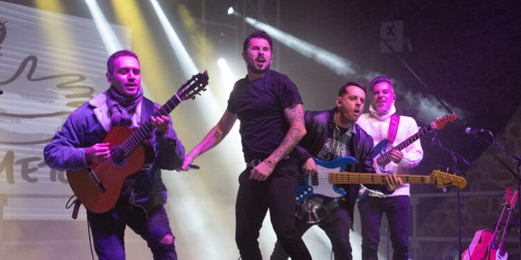 Antoñito Molina da comienzo a la Navidad en Rota