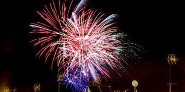 Verdes Equo propone en Rota una comisión para implantar pirotecnia silenciosa