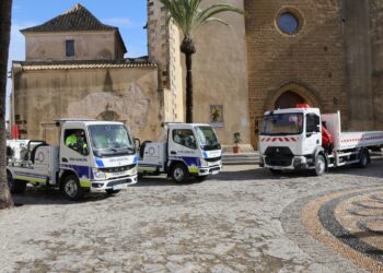 Rota incorpora nuevos vehículos para reforzar la Policía Local y el área de Fiestas