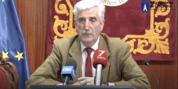 El Tribunal de Cuentas inicia el levantamiento de embargos en un procedimiento que afecta al alcalde de Chipiona