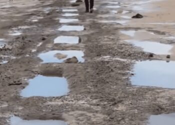 Las borrascas dejan al descubierto posibles restos arqueológicos en Punta Candor, en Rota