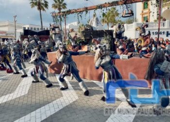 Chipiona pone a la venta las sillas del Carnaval y fija la Coronación este sábado